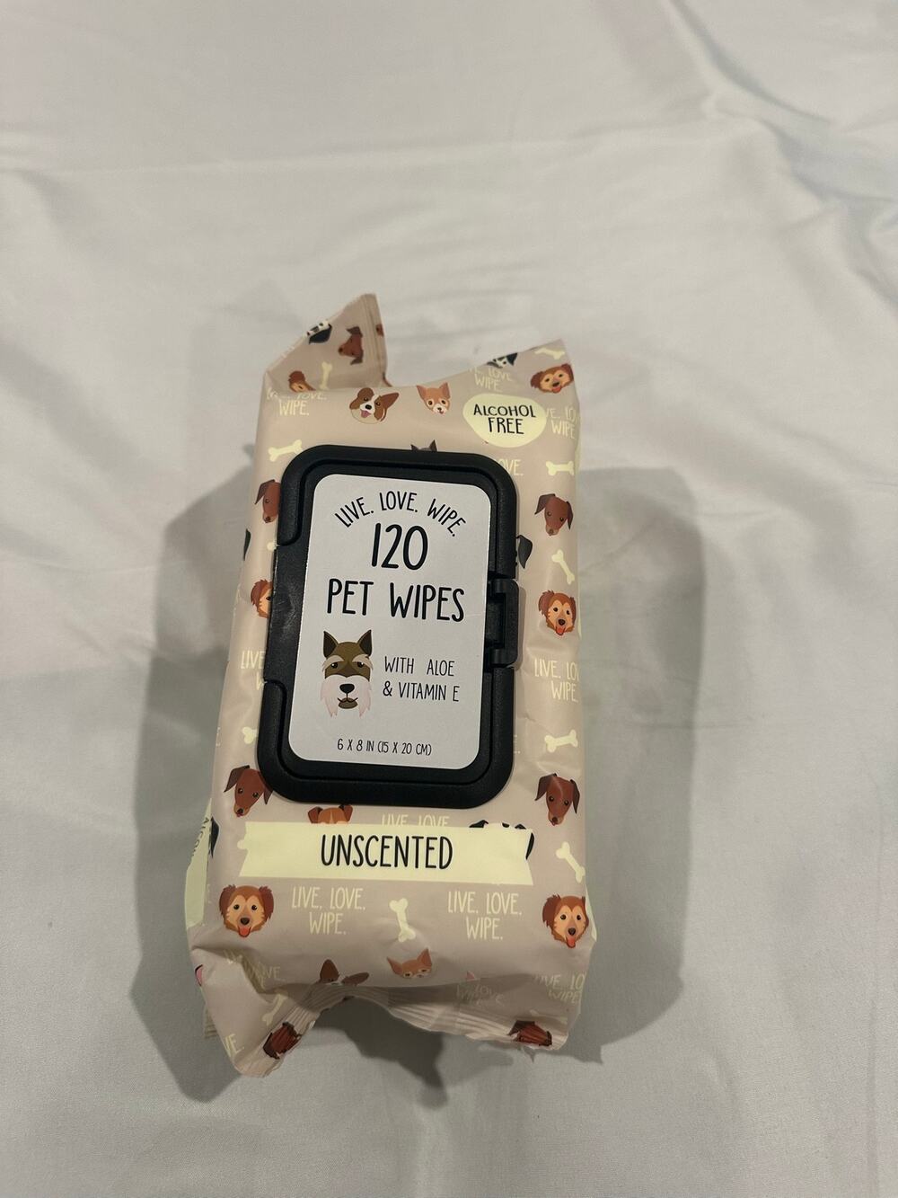 Live Love Wipe Pet Wipes 120 Count Unscented Aloe & Vitamin E Alcohol Free New